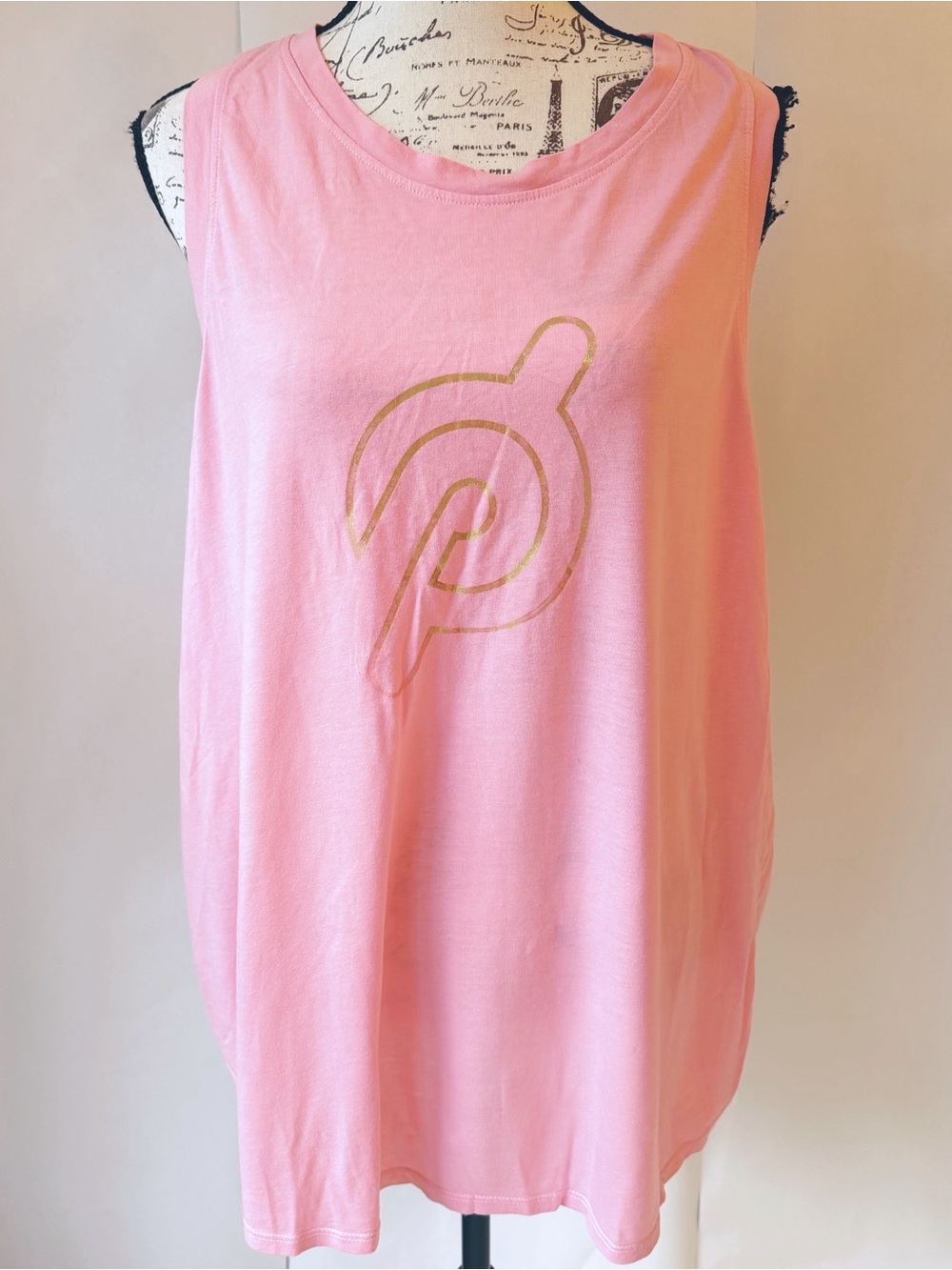 Peloton Sleeveless Graphic Women's Tank Top - Gold Logo 2X